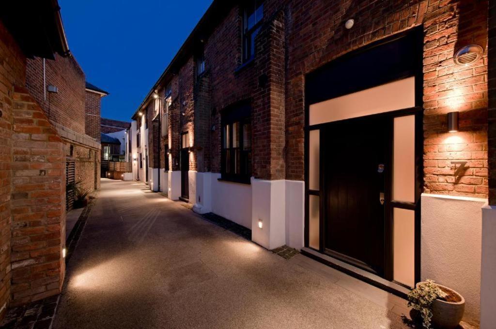 Central Two Bedroom Apartments St Albans By Central Stays Short Lets & Serviced Accommodation With Free Parking 客房 照片